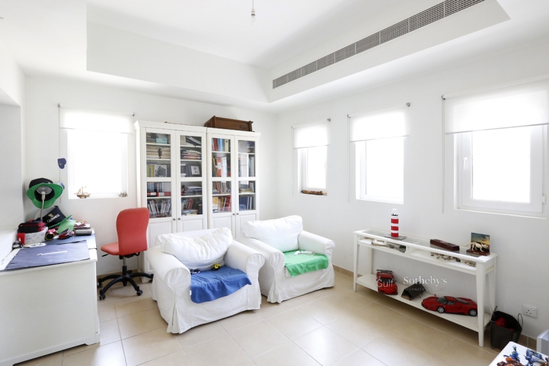 Vacant 2 Bedroom High Floor Er S 7731