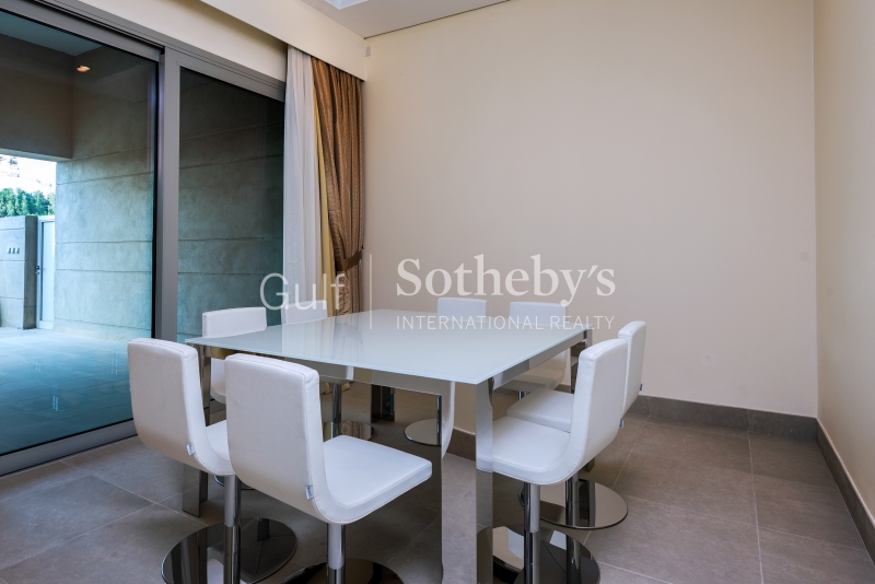 7600 Sqft. Plot...priced To Sell! Two Bedroom Villa Er S 8119
