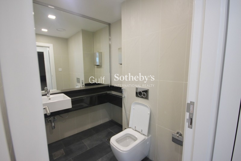 One Palm 3br Apartment In Palm Jumeirah