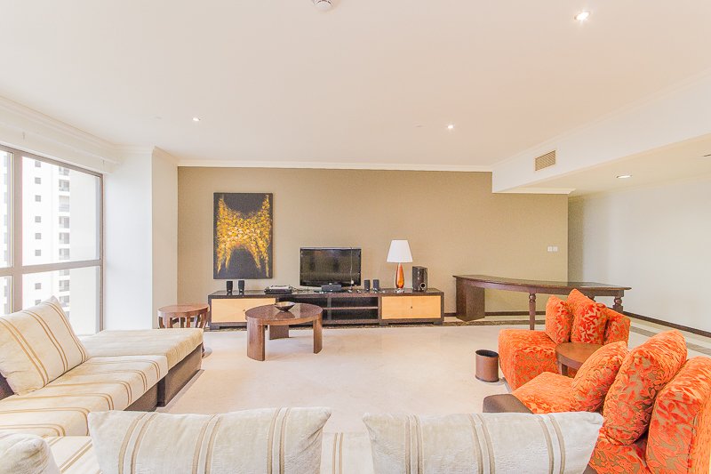 Reduced Price Stunning Apartment with Full Sea View 