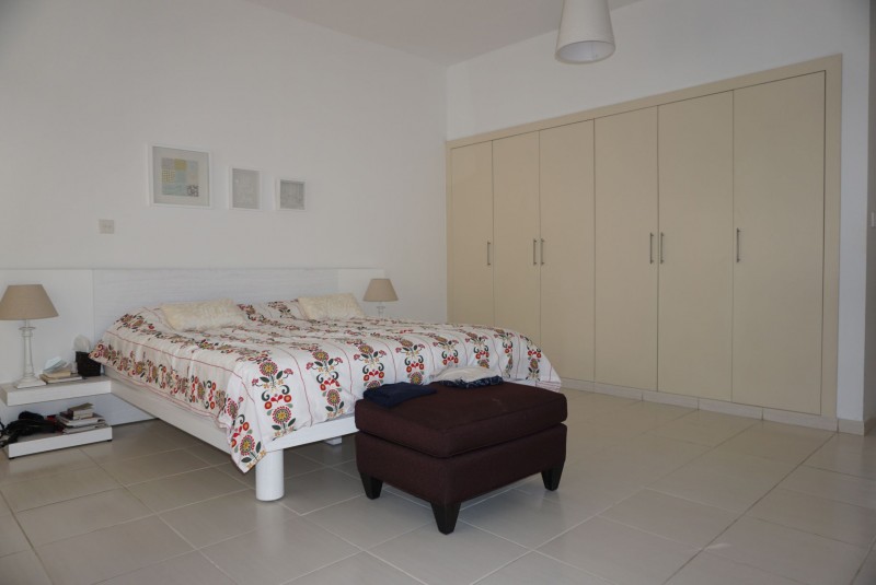 Spacious One Bedroom In Dickens Circus Available Mid Of Dec Er R 15120