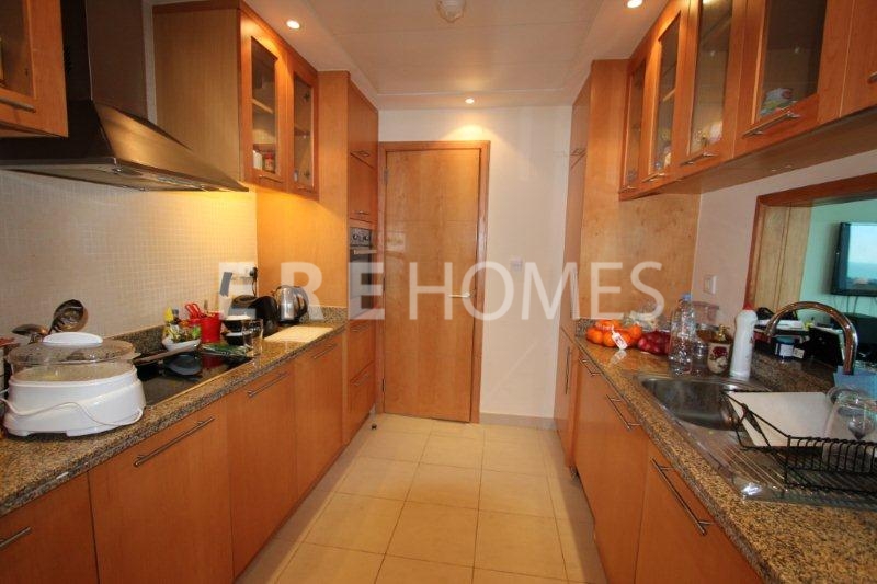 Dubai Marina Dec, Large Two Bed, Unfurnished, 115,000 Er R 16060