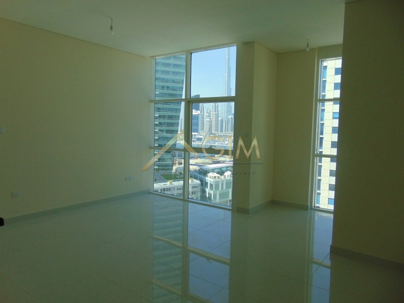 One Bedroom, 3 Cheques, At Park Central In Business Bay