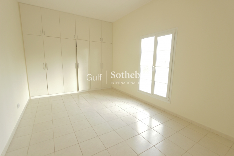 Tiara Amber Spacious 2 Bed Available In Er R 9736