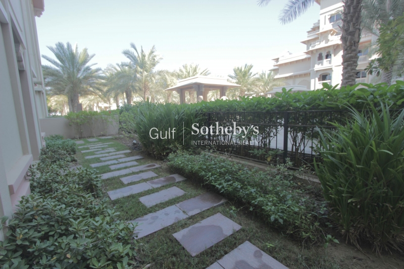 Ground Floor With Private Garden Vacant