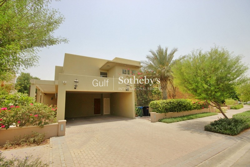 Type 9 Saheel 3br Villa Large Garden