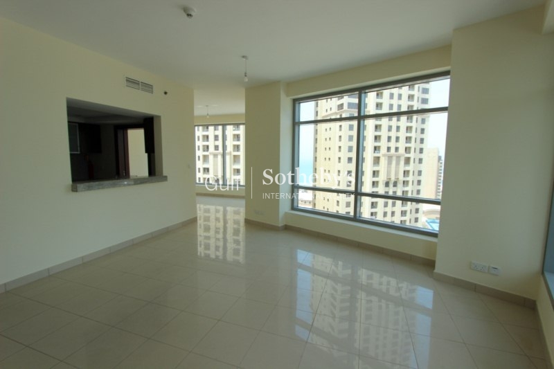 Large 1 Bedroom, Low Floor, Unfurnished 