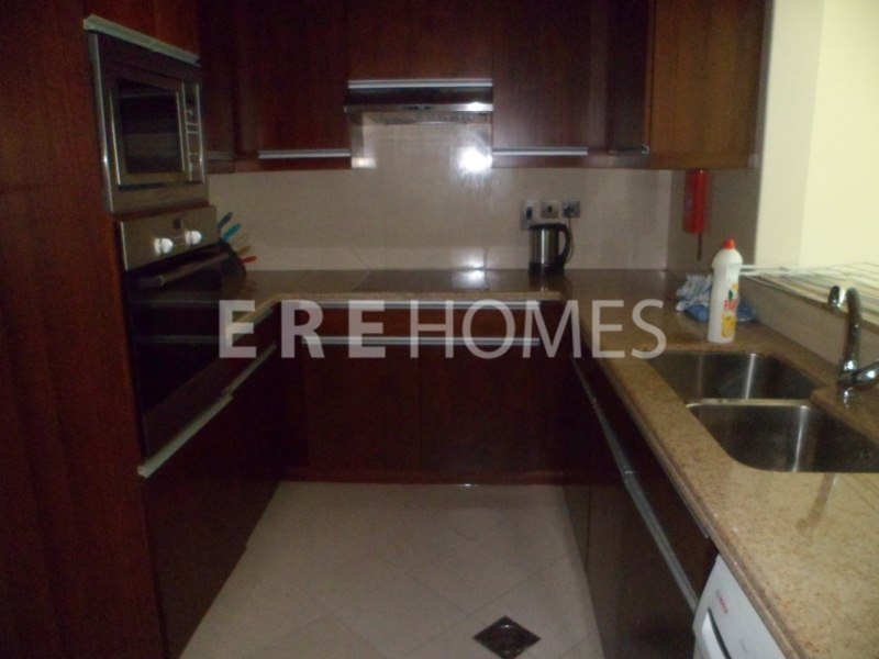 Trident Bayside, One Bed, Close To Metro Station
