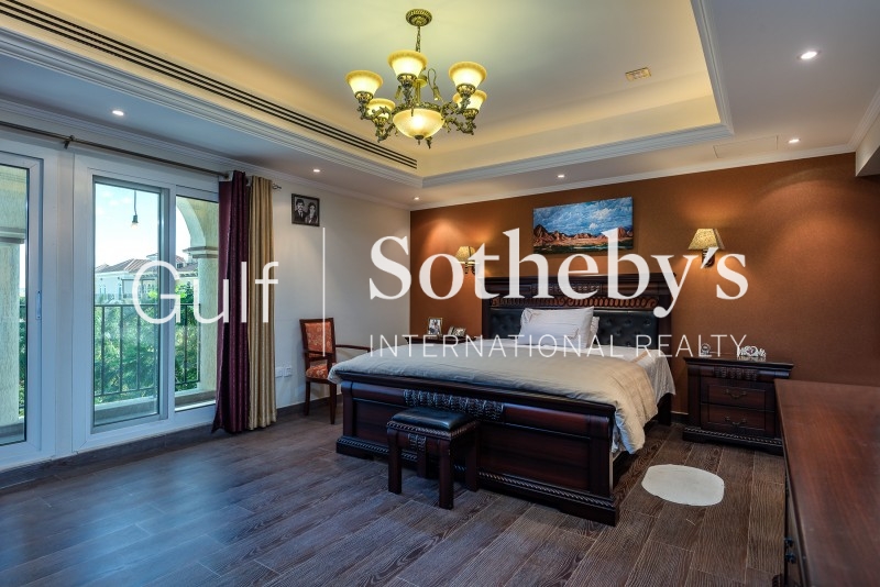Dubai Wharf 2 Bedroom Apartment