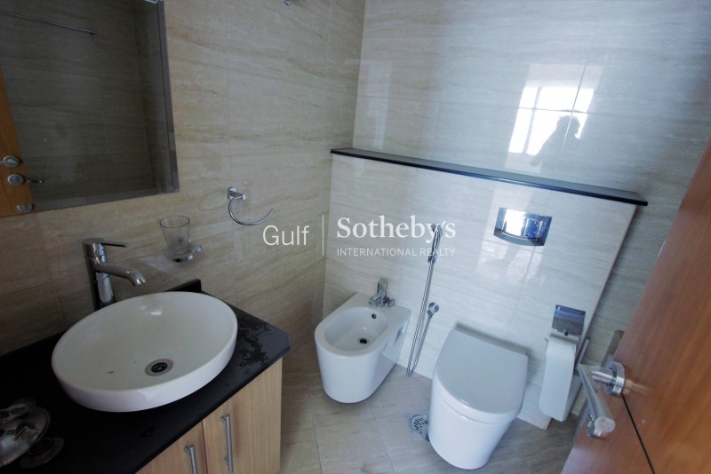 Amazing 2 Bed In Marina Tower Er S 3354