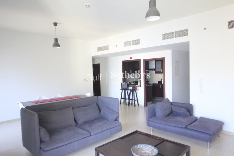 2 Bedroom Partial Sea View High Floor, Jbr