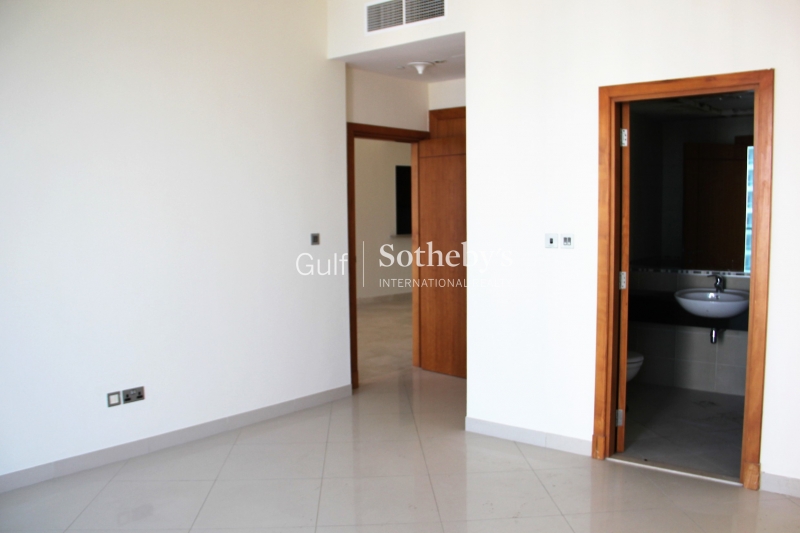 40,000 Sq Ft Plot With A Shell And Core Villa Er S 7691