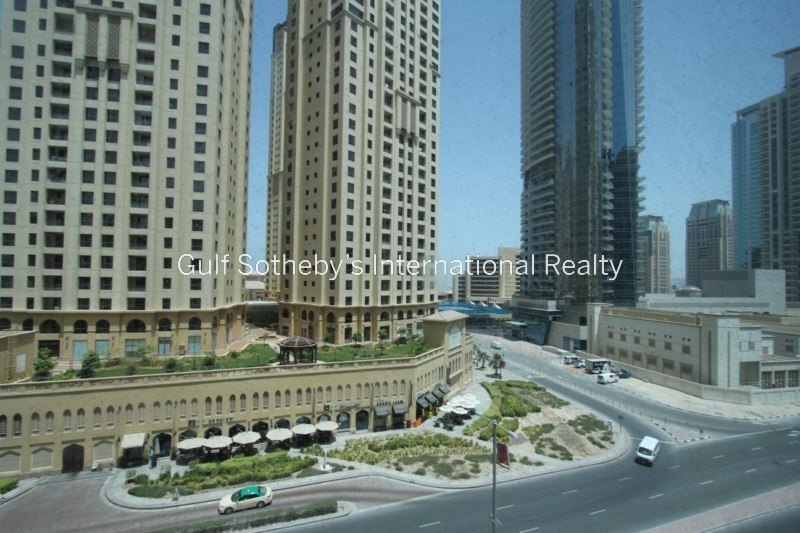 1 Bedroom With Balcony, Multiple Cheques, Marina Diamond 1 Er R 15668