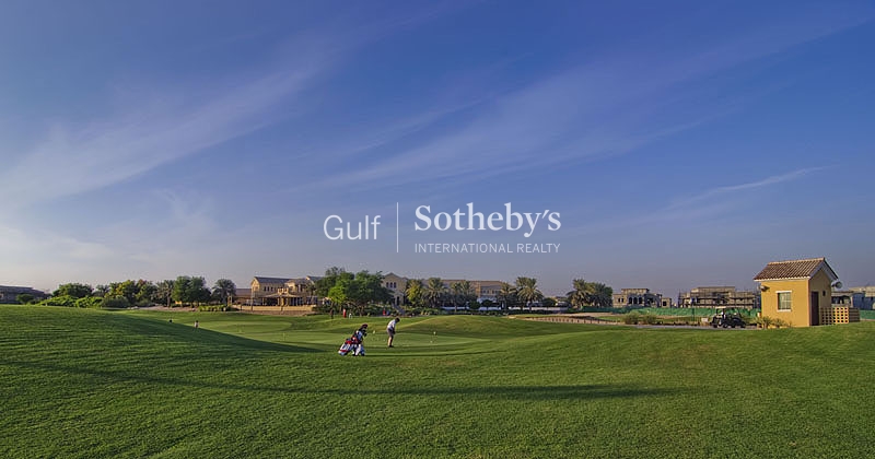 Spacious 2 Bed. Great Views Of Els Golf Course Er R 11158