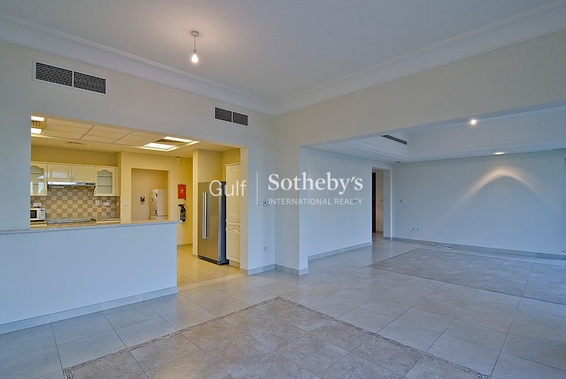 Large Plot 3 Bed Plus Maids Legacy Large Jumeirah Park Er R 7380