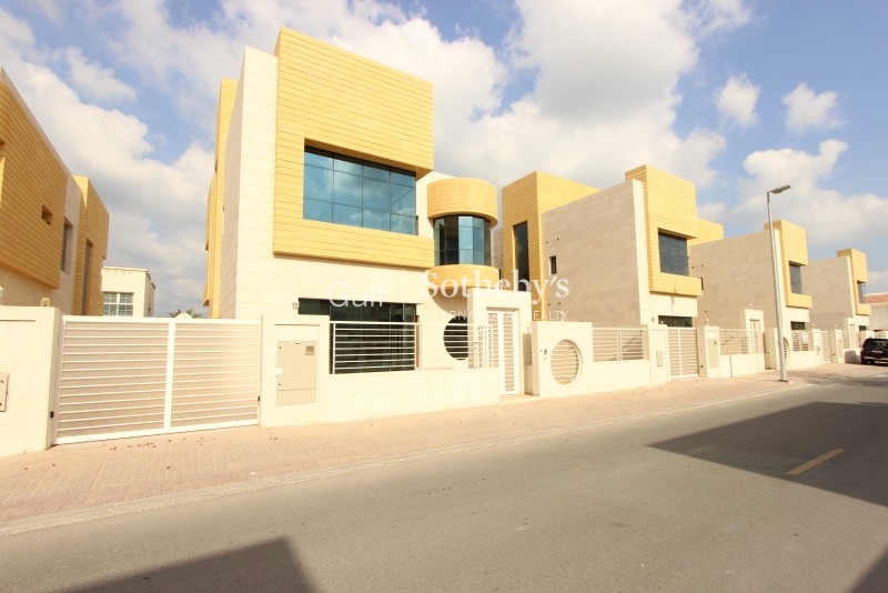 Beach Villa With Private Pool Jumeriah1