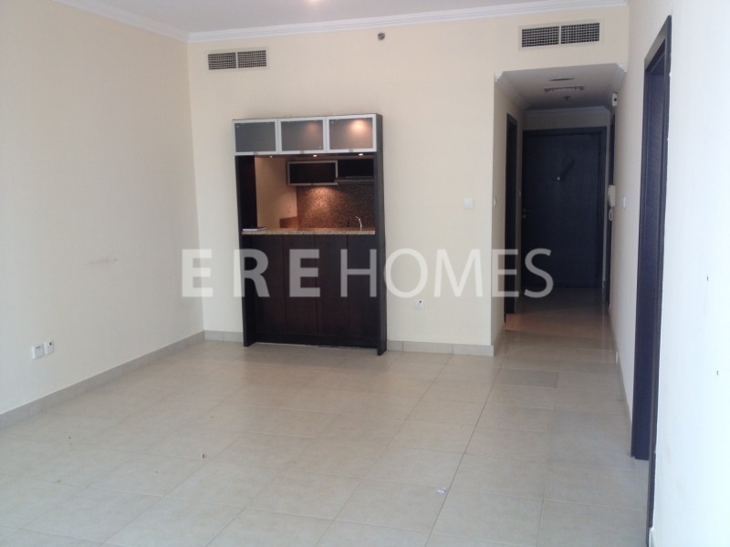 Unfurnished 1 Bed Marina Quays Dubai Marina Er R 7323