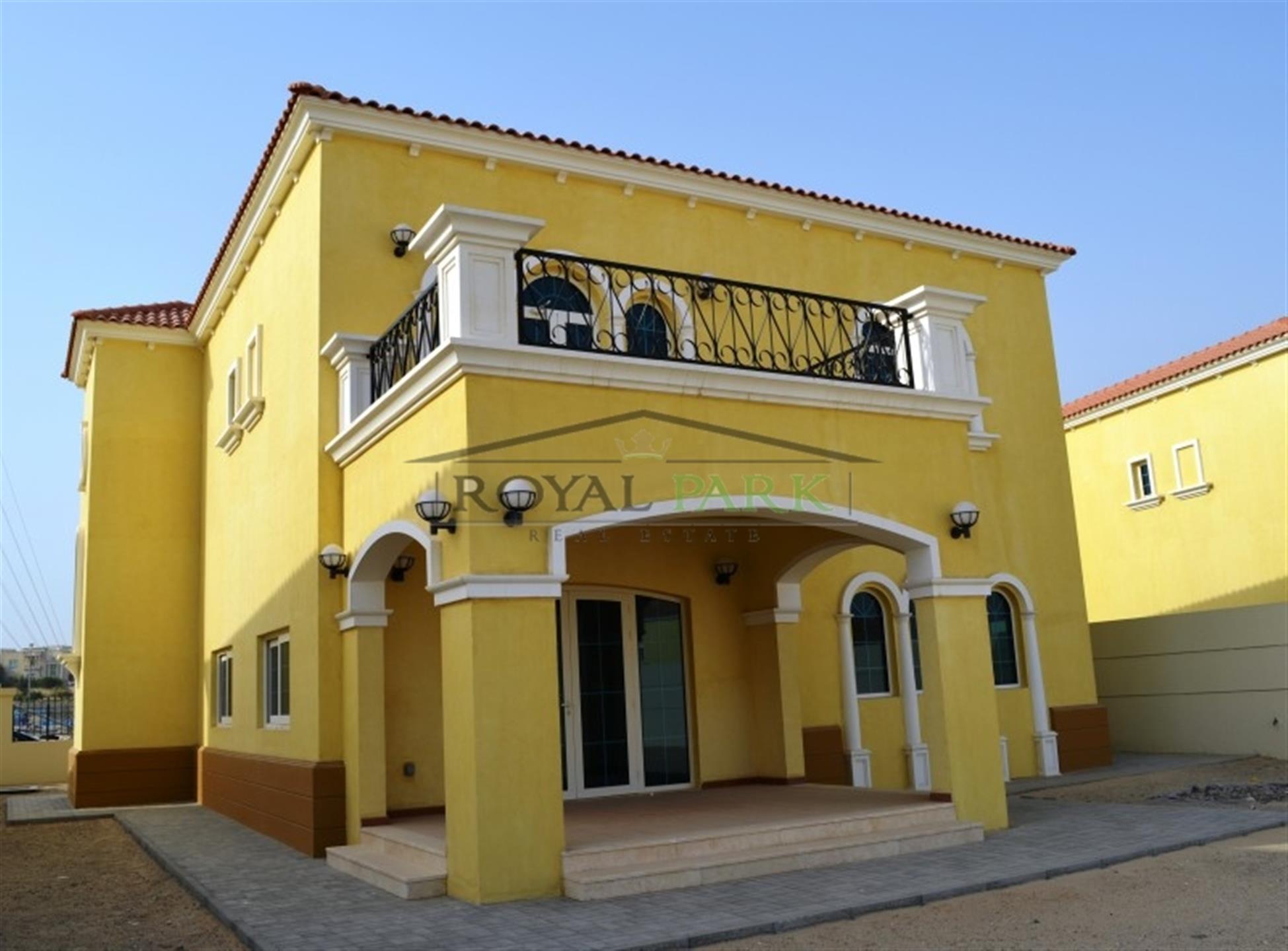 Best Location 3b/r Legacy Large With 7900 Sqft Plot 5,099,950 