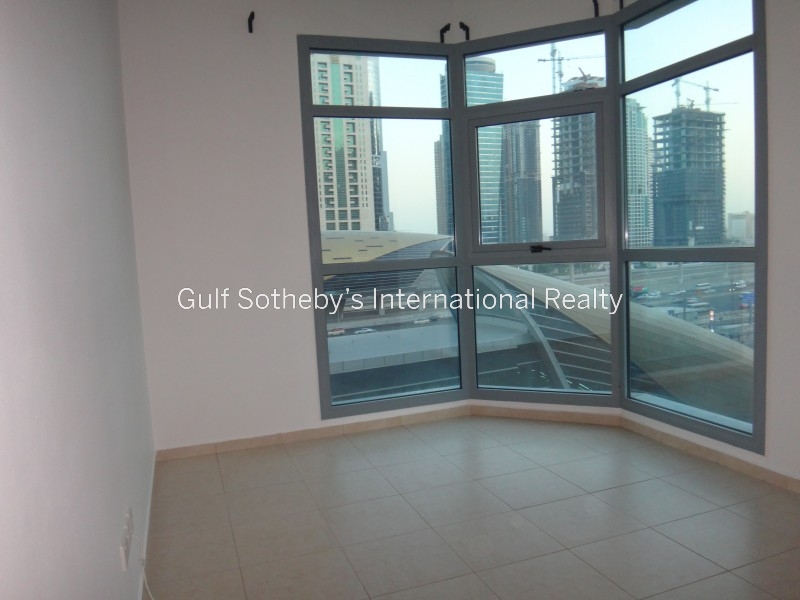 Large One Bedroom, Sea Views, Exclusive Marina Promenade, Available Now! Er R 9725