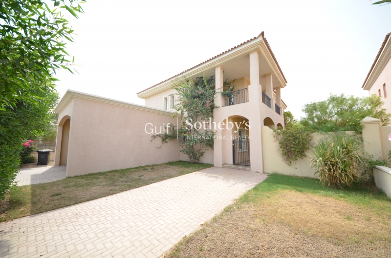 Good Size Five Bedroom Villa In Mirador