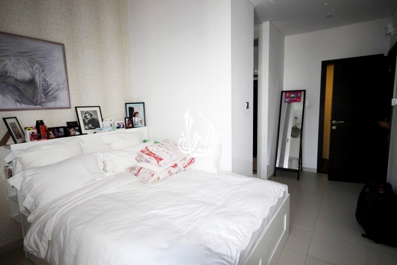 2 Br Apt With Full Marina View In Cayan Tower