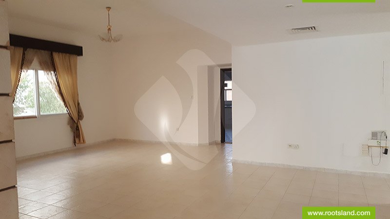 Stunning independent villa  in prime area 