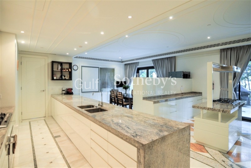 Brilliant Offer High Floor 2 Bedroom Apartment Southridge Tower Downtown Er R 3926