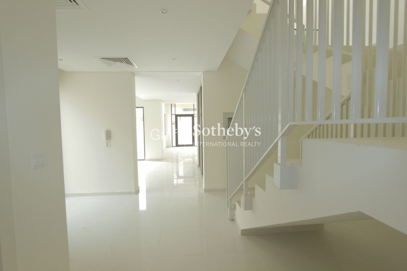 Upgraded 3br Plus Maids-The Waves Tower