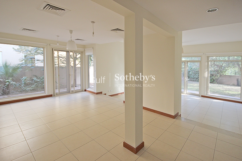 No Agency Fee, 3 Beds Plus Maids, Park Backing