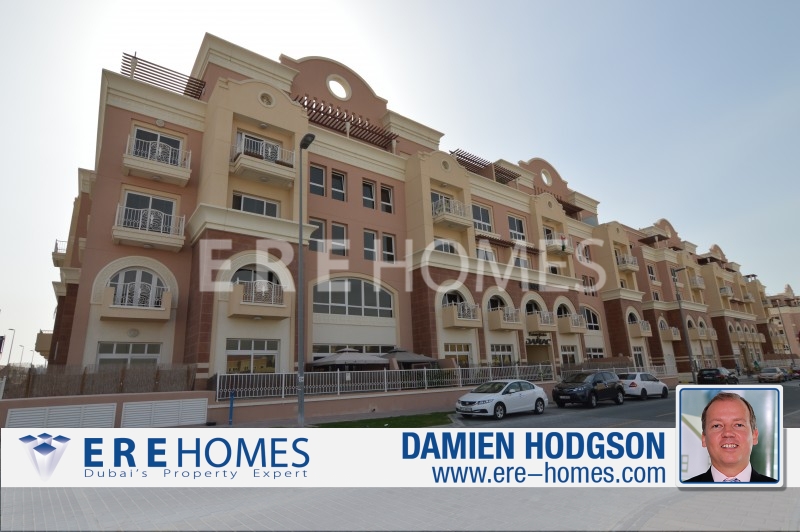 Two Double Bedroom Top Floor Apartment In This Popular Development In District 12, Jvc Er S 7019 