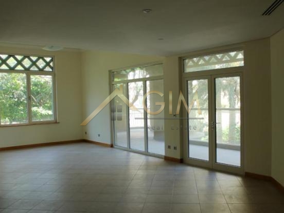 Vacant, 2 Br + Maid At Al Habool, Shorline In Palm Jumeirah