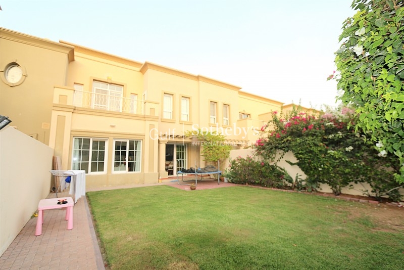 A Two Bedroom Type C Villa In A Good Position Opposite The Pool And Park Er-S-2795