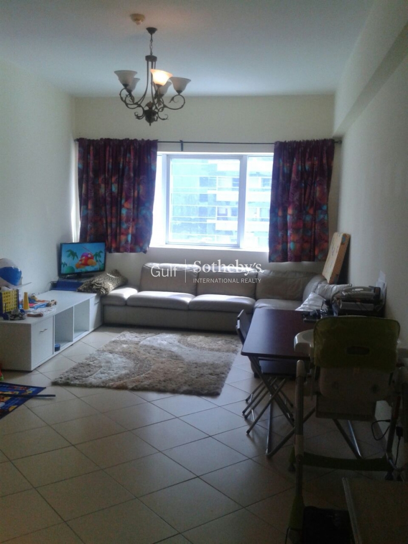 Spacious 2 Bedroom Apartment For Immediate Rent Er R 13360
