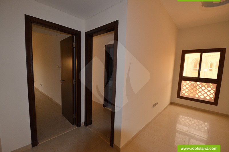 Ideal Location-Apartment Close To The Beach With One Month Free