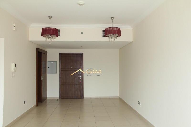 1 Bedroom Apartment For Rent N 8 Boulevard Walk , Downtown 