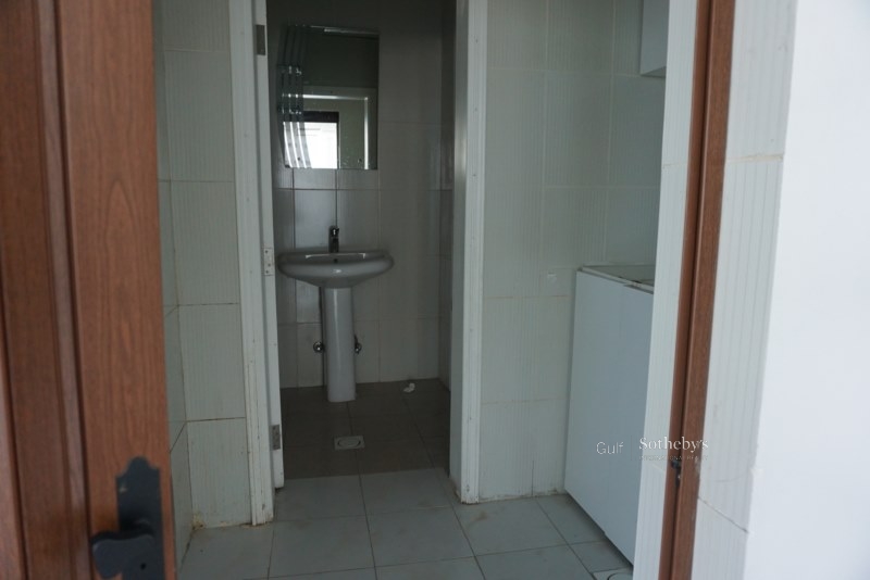 Upgraded 3br+study Room,private Garden In Al Jaz 4,the Greens