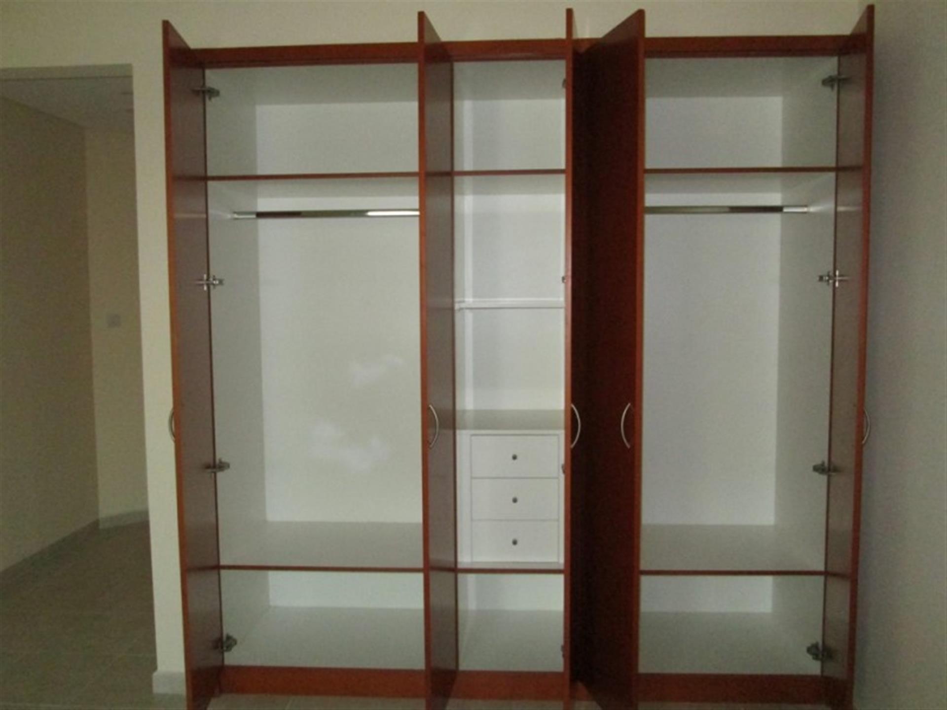 1 B/r Apartment For Sale In Green Community West