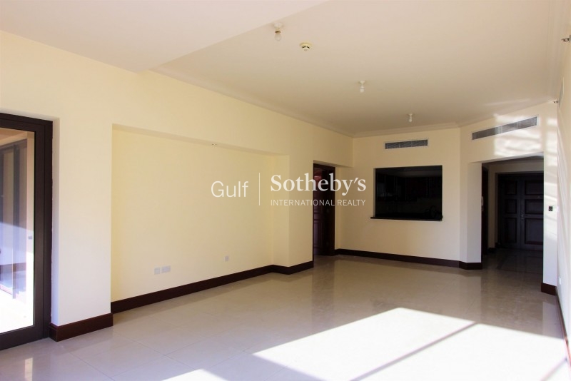 Bright 2br Type D Golden Mile Available 