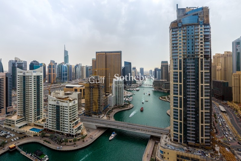 Vacant On Transfer 1br With Marina Views