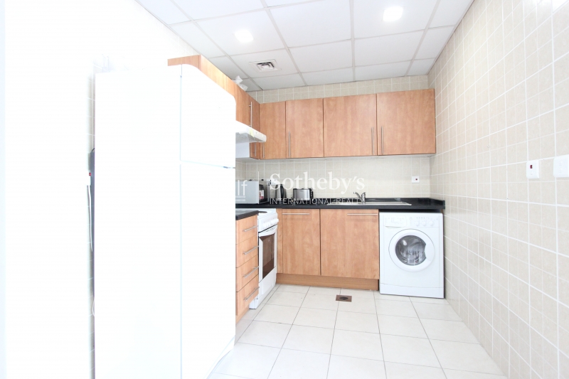 Fully Furnished 1 Bed, Marina Views Tower