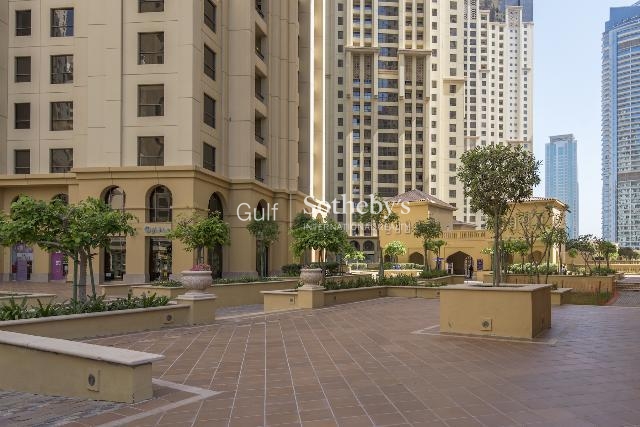 Rare 2 Bedroom Duplex Apartment Available Now Lofts Tower Downtown Dubai Er R 10171