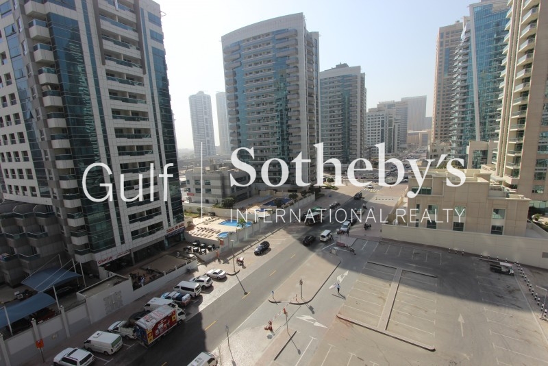 1br Fairmont Residence Beachfront Living