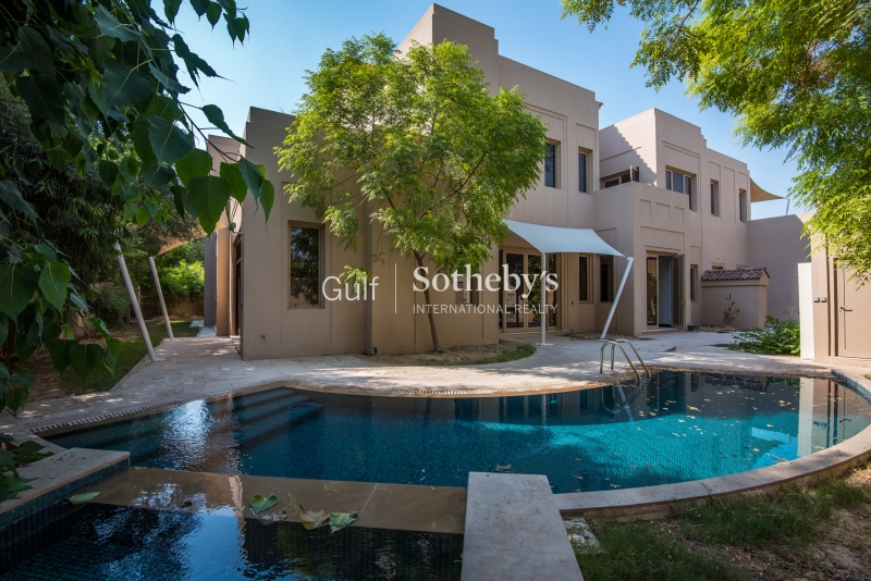 Full Lake View C Type Vacant Villa 