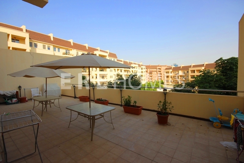 Fantastic, Upgraded Two Bedroom Apartment In Motor City Er S 5229