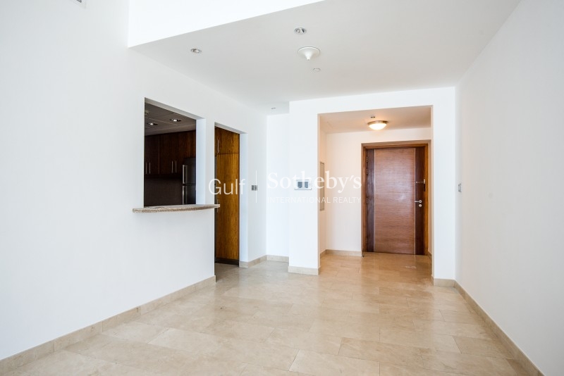 Large 1 Bedroom, Marina View, Unfurnished