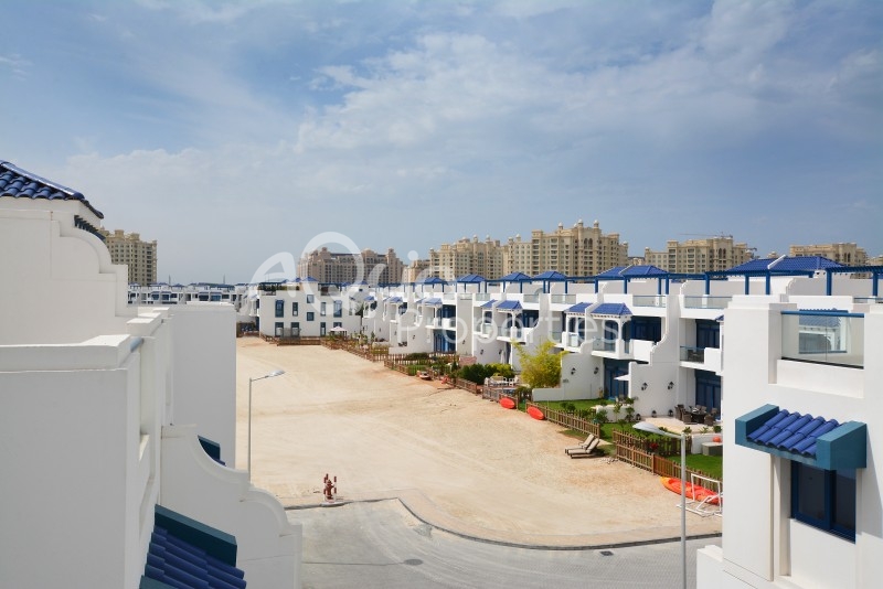 High Floor Full Canal View Roi 8.1% Net