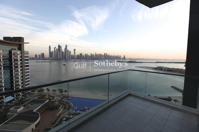 1br Apartment With Marina Skyline Views