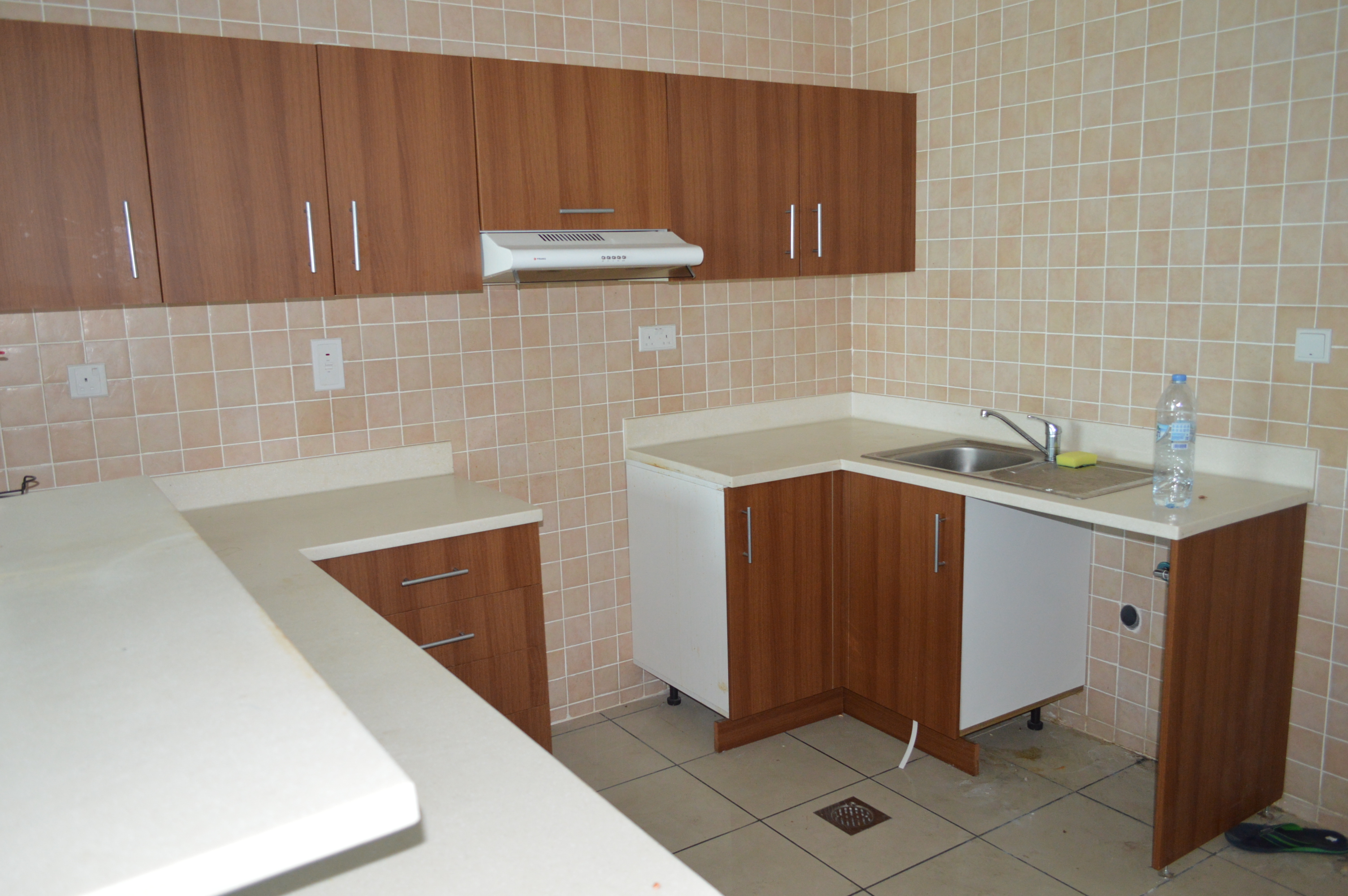 Amazing 2 Bed In The Luxurious Kempinski Complex Er R 9938