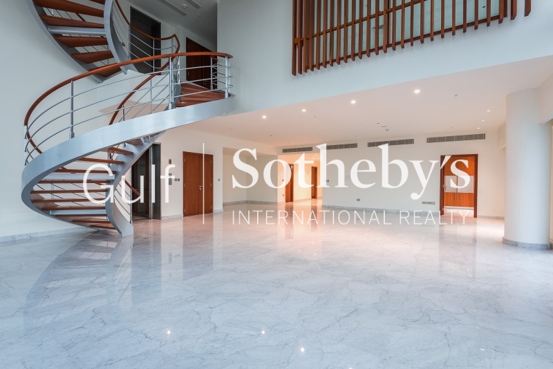 Lovely 5 Bedroom Villa With Huge Garden 