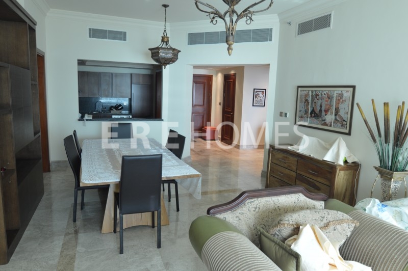 Large Corner Plot 8000 Sq Ft Heritage Large Villa Er-S-3704